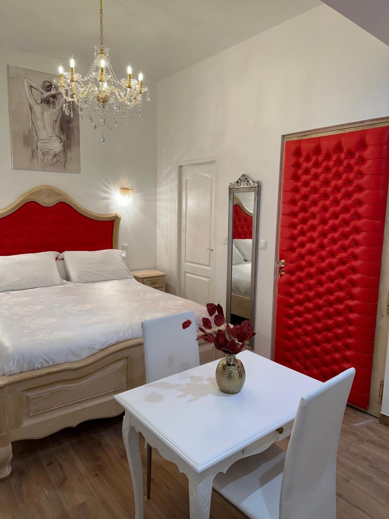 Petit Studio Presbytere Dans L'Eglise นาร์บอนน์ ภายนอก รูปภาพ