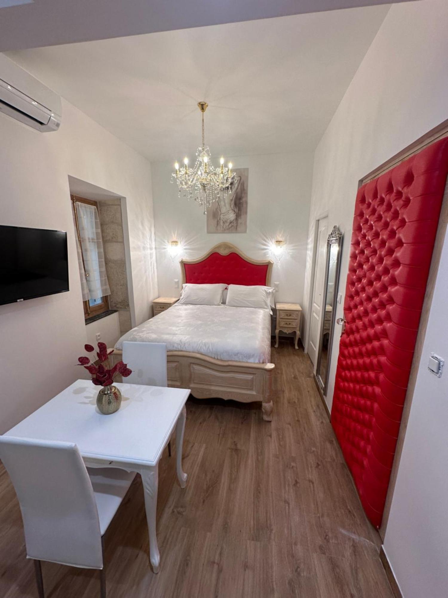 Petit Studio Presbytere Dans L'Eglise นาร์บอนน์ ภายนอก รูปภาพ